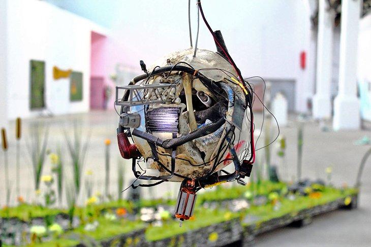 Exposición de arte moderno en el Magasin des Horizons (Centro Nacional de Arte y Culturas)