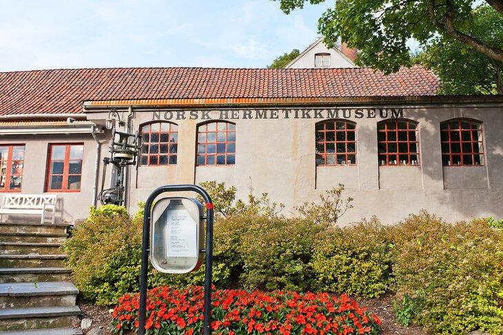 Museo Noruego de Conservas | JoyCaym / Shutterstock.com