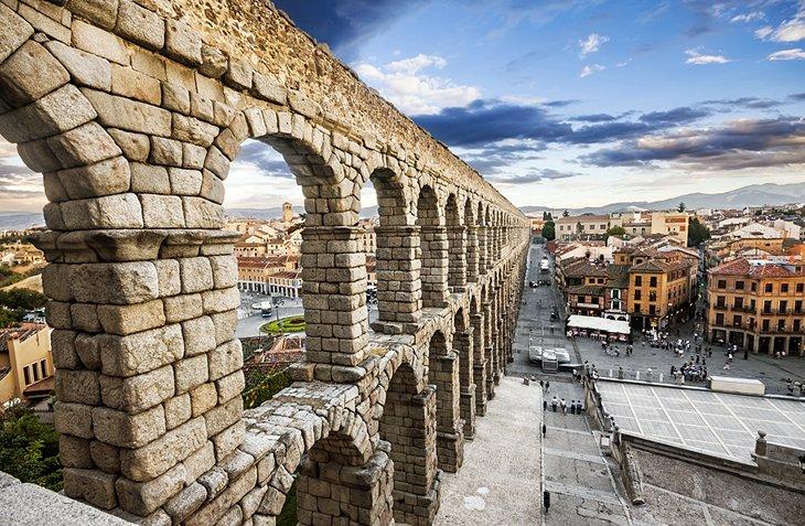Acueducto Romano Antiguo