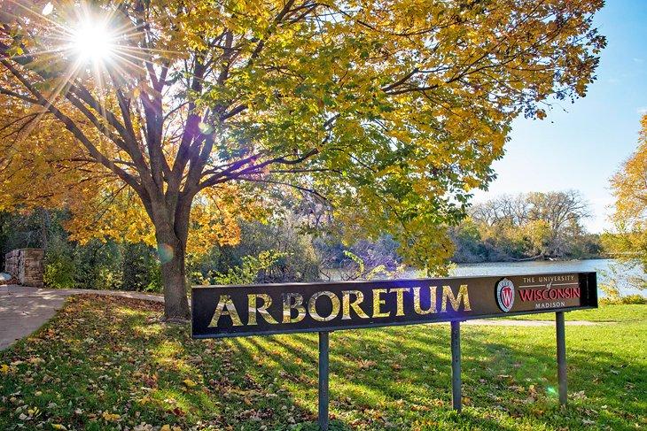 Sendero Arboretum de la UM Madison