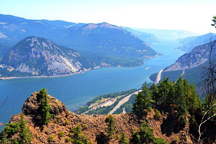 Der Columbia River Gorge vom Angel's Rest