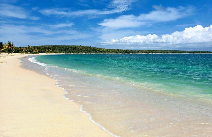 Schöner Sun Bay Beach auf Vieques
