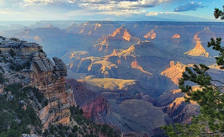 Vista de la tarde desde Mather Point en el Gran Cañón
