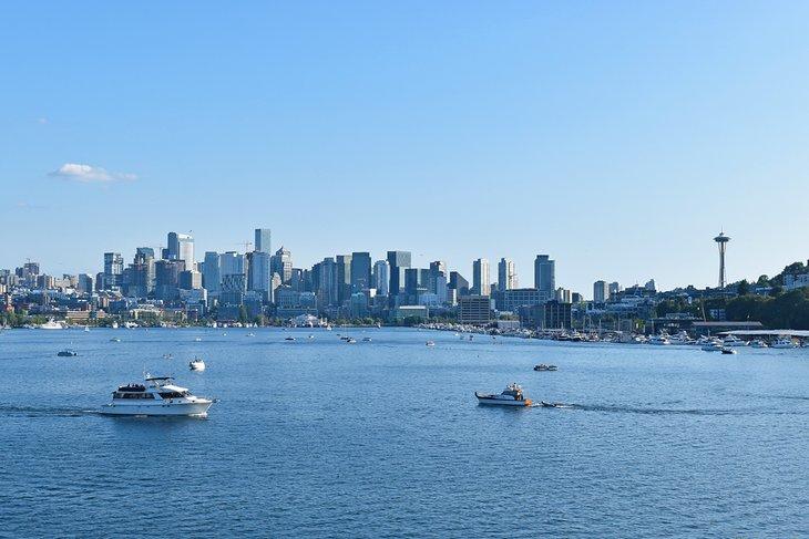 Blick auf die Skyline von Seattle vom Gas Works Park im August