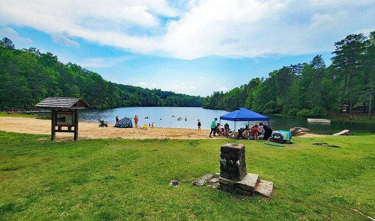 La plage au parc d'État de Table Rock