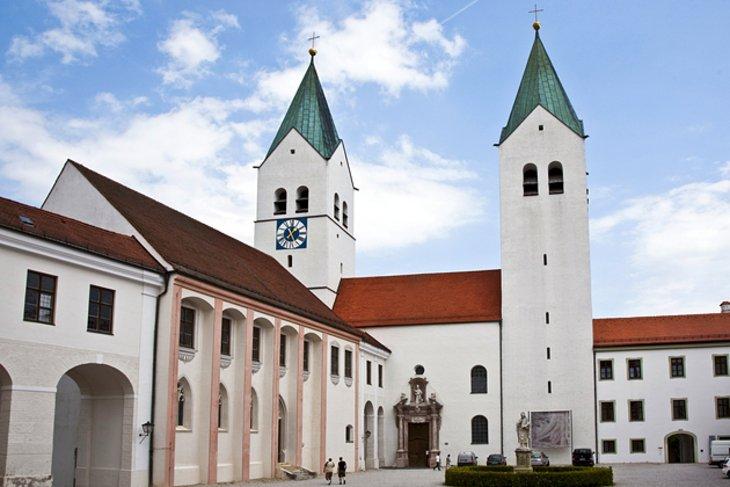 Catedral de Santa María y San Korbiniano