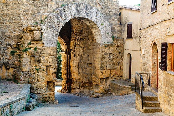 Arco Etrusco