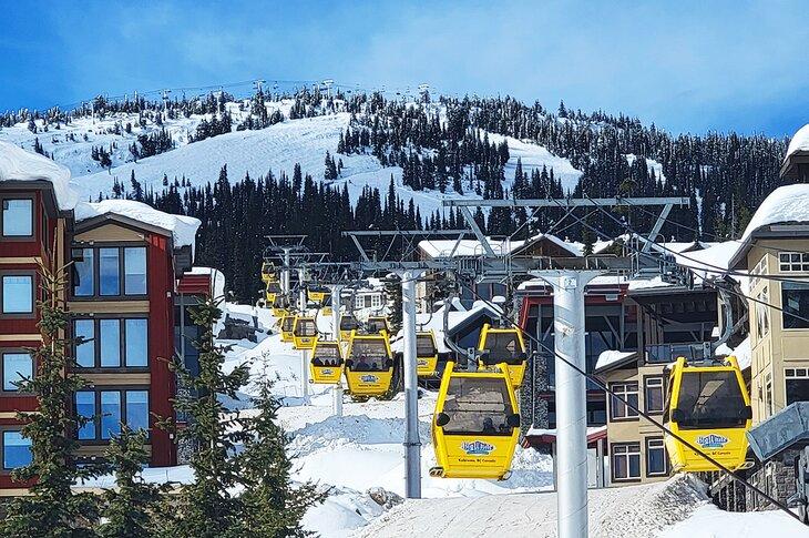 El teleférico hacia la base de Big White Ski Resort