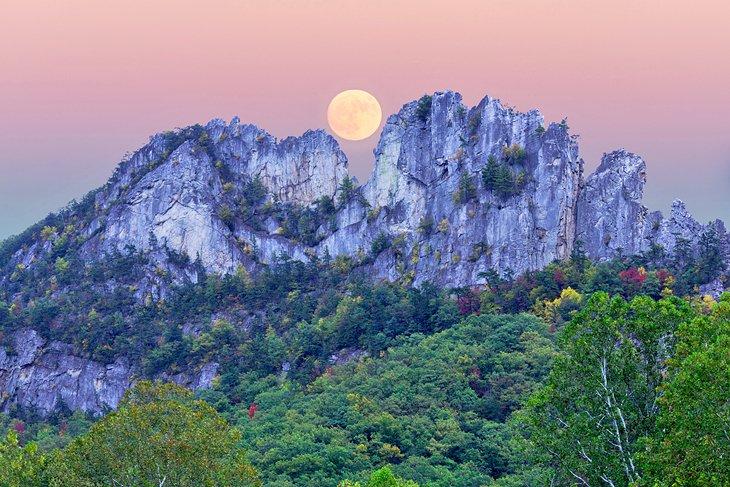 Superluna sobre Seneca Rocks