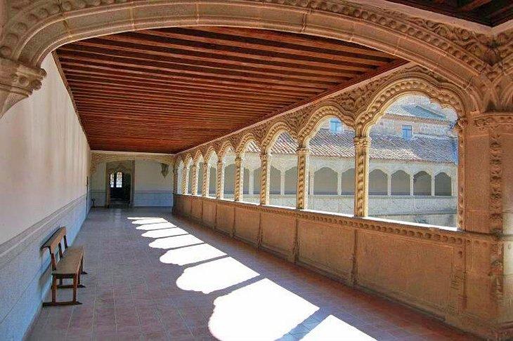 Real Monasterio de Santo Tomás