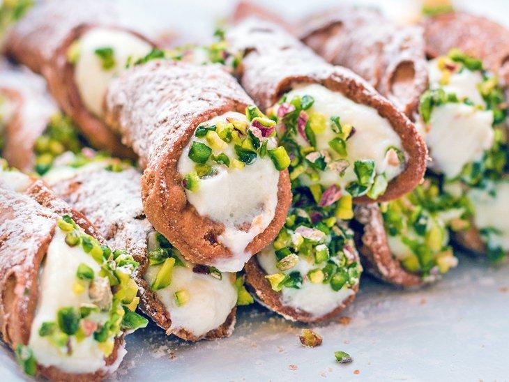Cannoli, un dulce siciliano tradicional