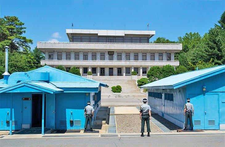 Soldados en la DMZ