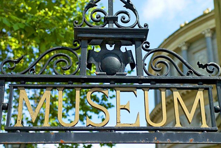 Cartel en el Museo de Irlanda: Arqueología