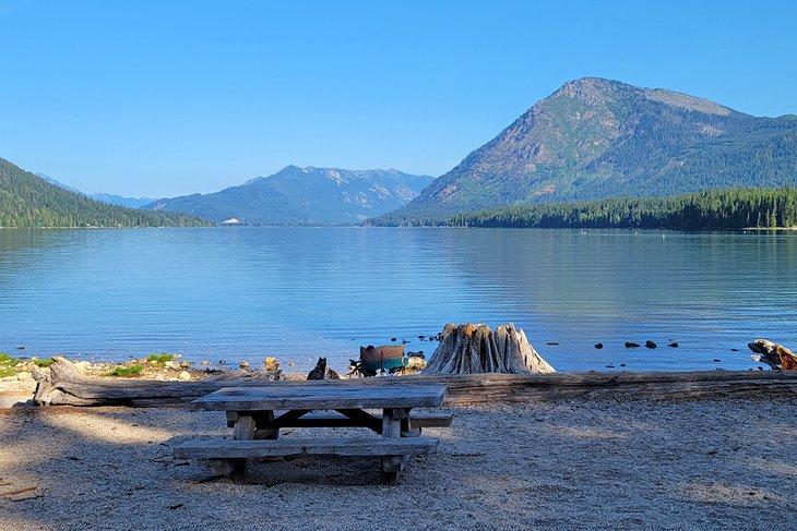 Lake Wenatchee State Park im Sommer