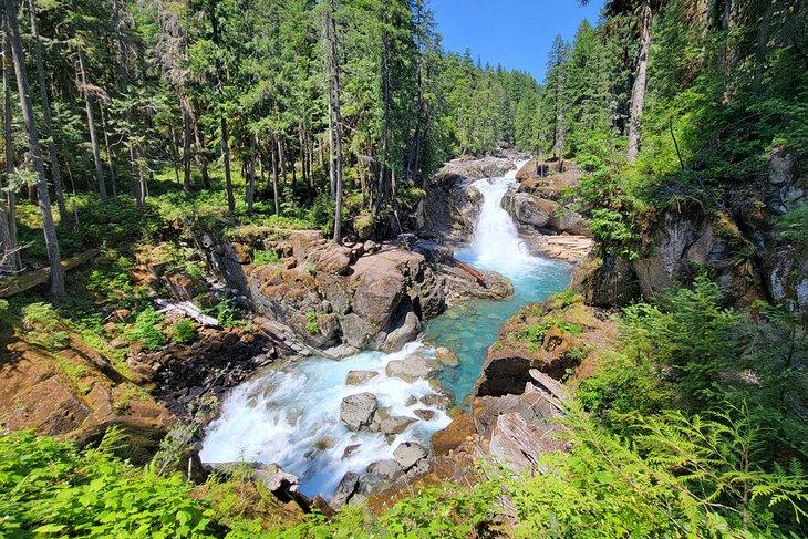 Silver Falls am Ohanapecosh Fluss