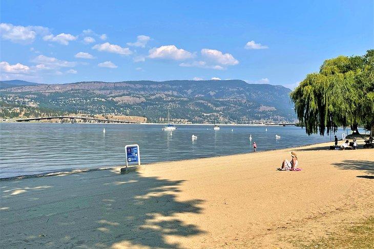 Plage de Strathcona Park