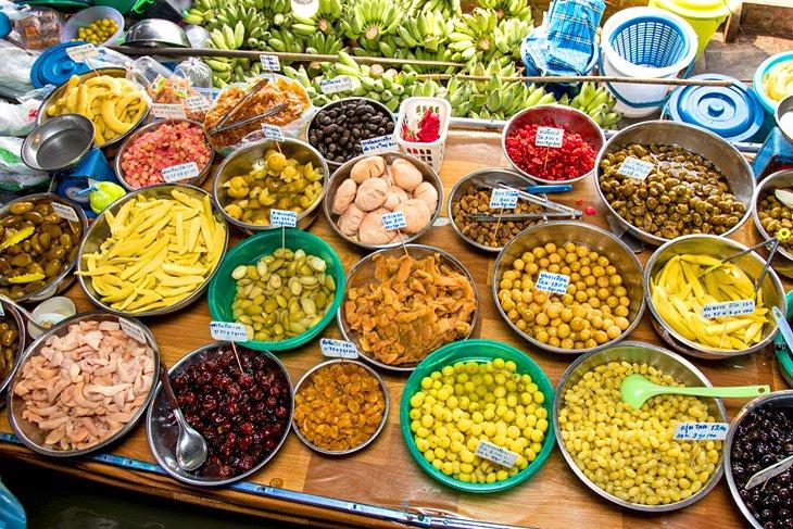 Marché flottant Wat Lam Phaya