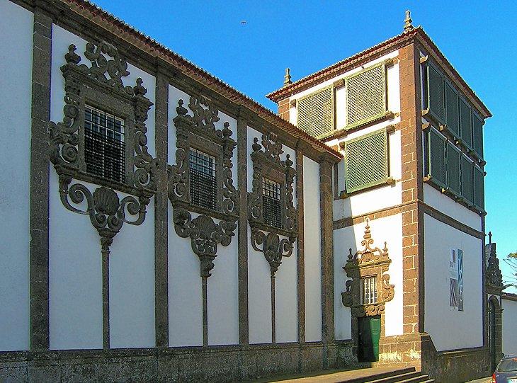 Museo Carlos Machado-Núcleo de Arte Sacra