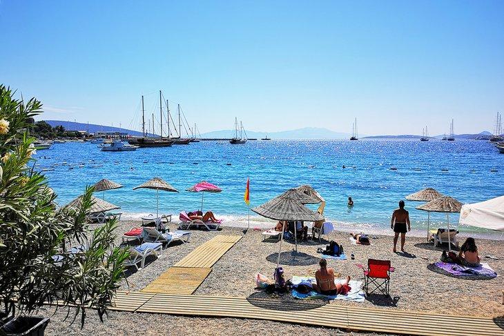 Playa del pueblo de Bodrum