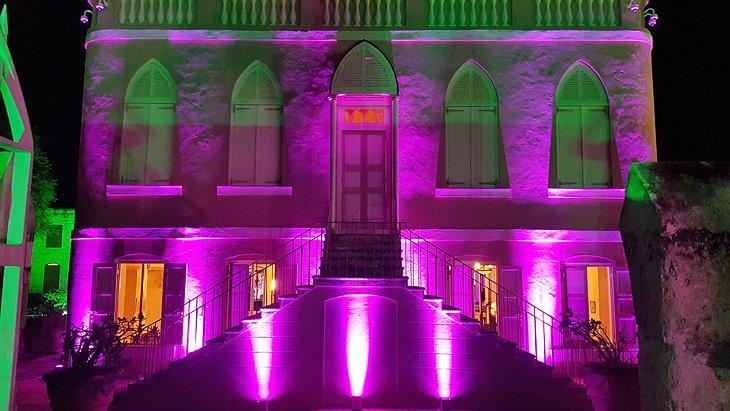 Synagogue Nidhe Israel la nuit