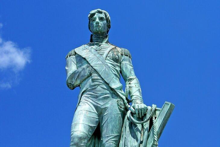 Statue de Lord Nelson sur la Place des Héros Nationaux