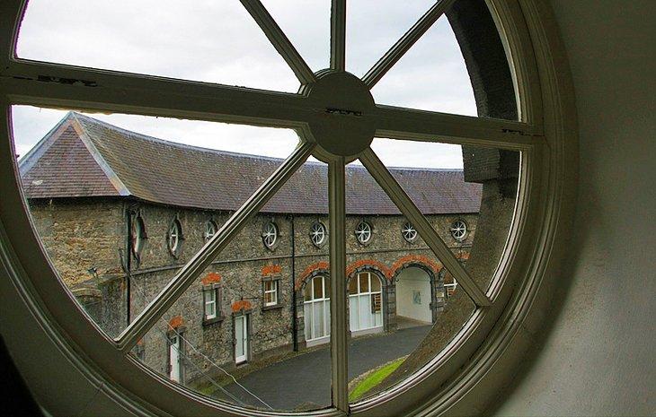 Ventana en el Centro de Diseño de Kilkenny