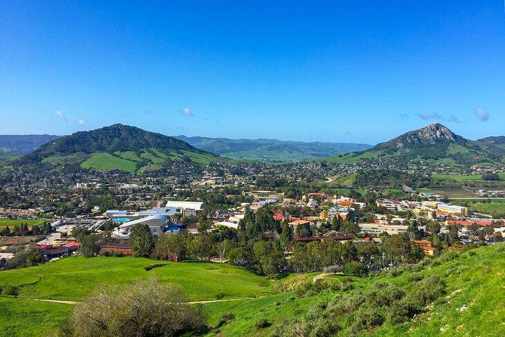 Vue sur San Luis Obispo depuis le Pico Cerro San Luis