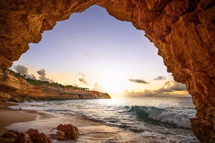 Kalksteinbogen in Anguilla