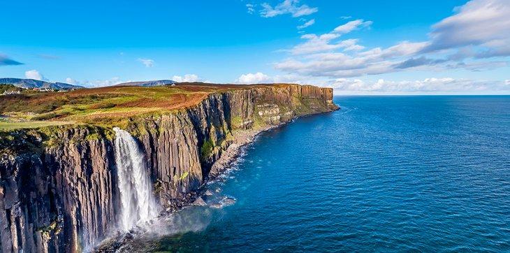 Cascada Kilt Rock, Isla de Skye, Escocia