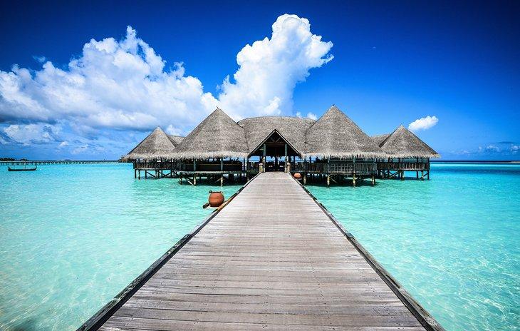 Bungalows sobre el agua en Maldivas