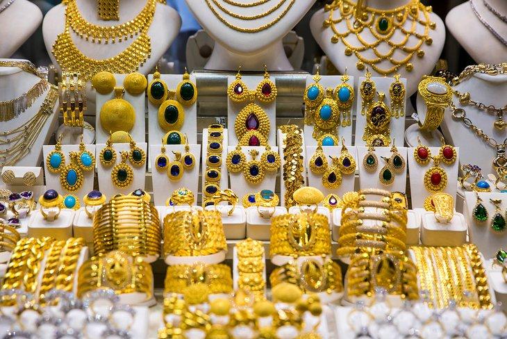Exhibición de joyas en el Gran Bazar