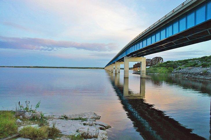 Lago Amistad (Embalse Amistad)