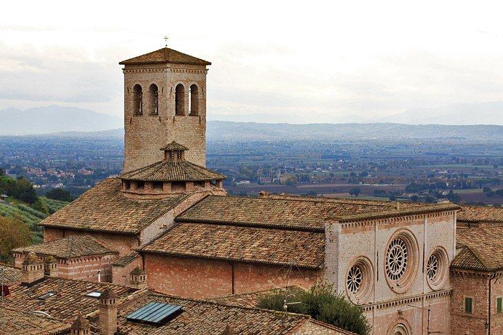 Convento Franciscano y San Pietro
