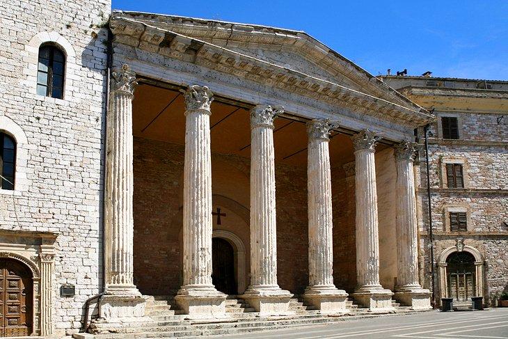 Templo de Minerva (Tempio di Minerva)