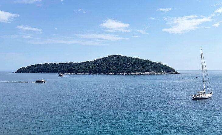 Isla de Lokrum y botes