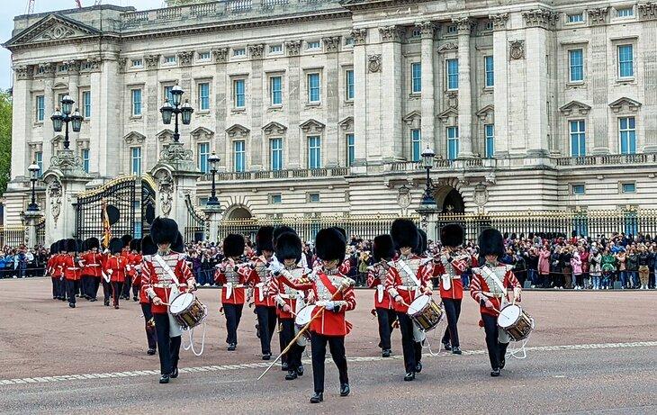 Palacio de Buckingham y el Cambio de la Guardia