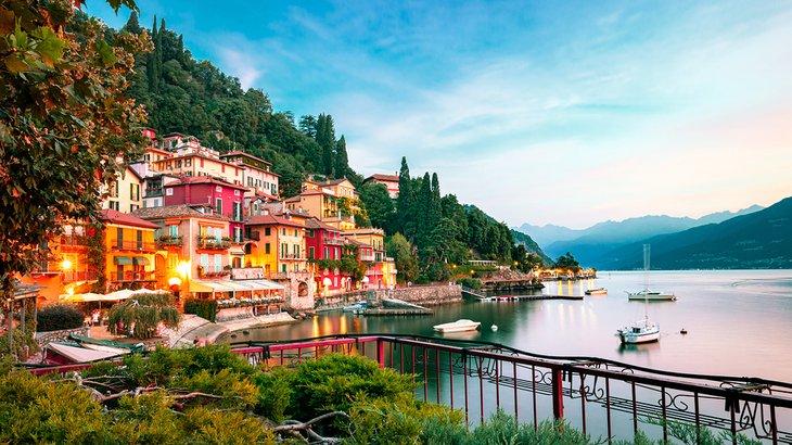Casco antiguo de Varenna en el Lago de Como
