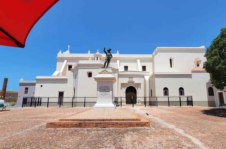 Plaza de San José junto a la Iglesia de San José