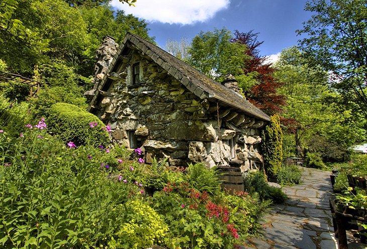 Betws-y-Coed et la maison laide