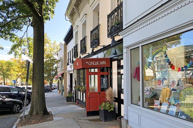 Tiendas a lo largo de Greenwich Avenue