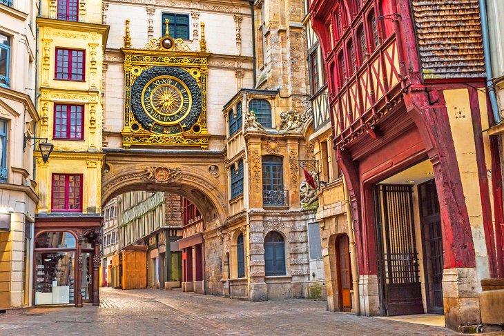 Torre del reloj Gros-Horloge en Ruan