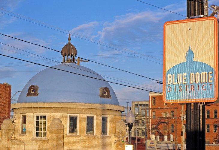 Distrito Blue Dome