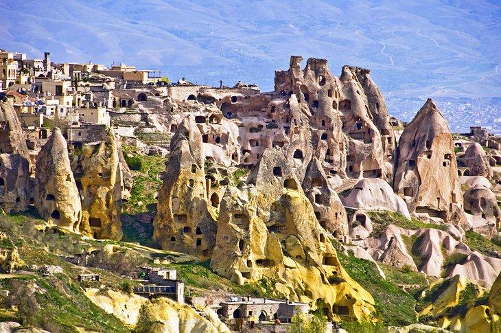 Aldea de Uchisar en Capadocia