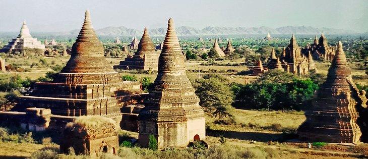 Vista sobre los templos en Bagan