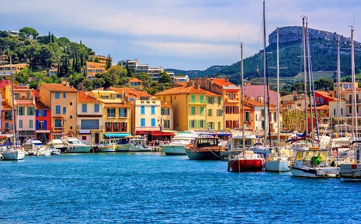 Barcos pesqueros en el Puerto de Cassis