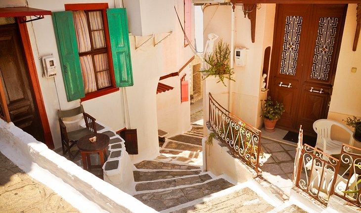 Einfahrstraße in Vathy (Samos)