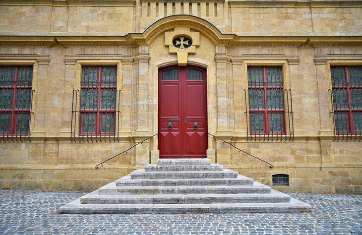 Granet Museum | Eleni Mavrandoni / Shutterstock.com