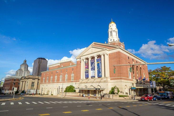 Le Bushnell Center for the Performing Arts