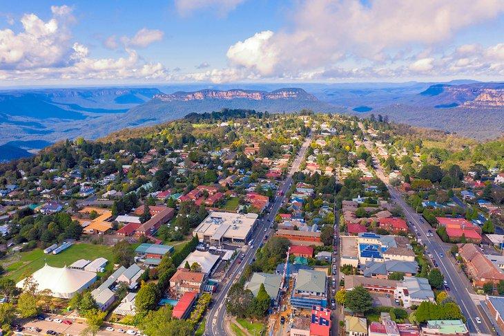 Vista aérea de Katoomba y las Montañas Azules
