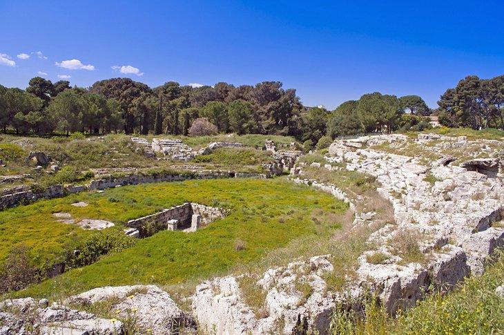 Anfiteatro Romano y Altar de Hierón II